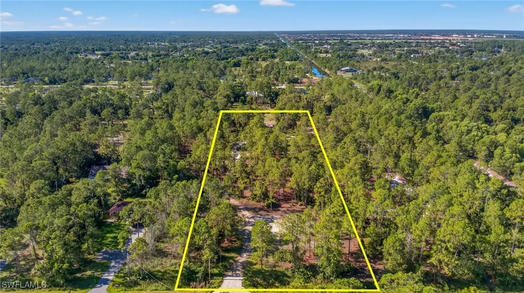 2344 52nd Avenue NE Naples FL 34120