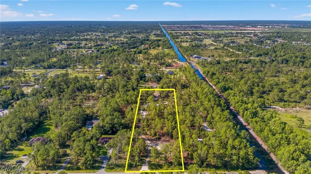 2344 52nd Avenue NE Naples FL 34120