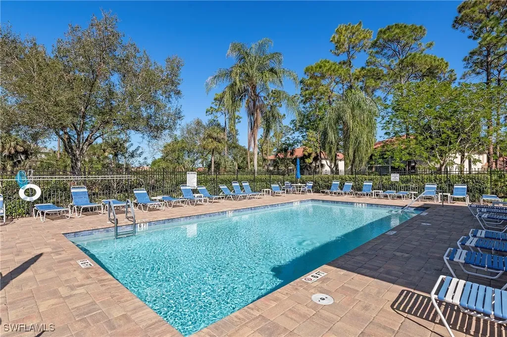 209 Robin Hood Circle Naples FL 34104