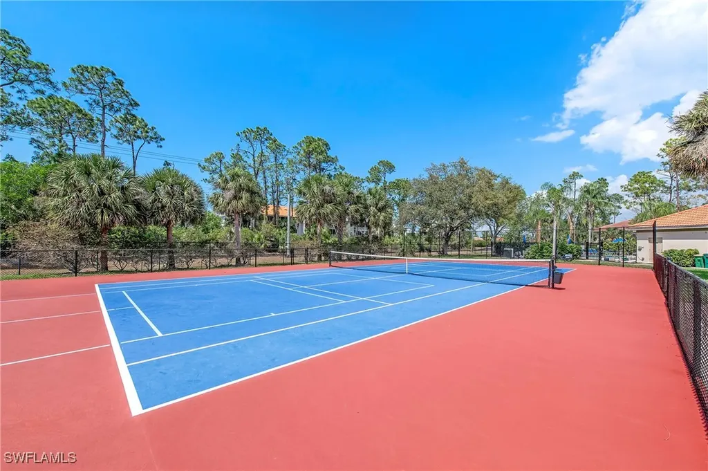 209 Robin Hood Circle Naples FL 34104