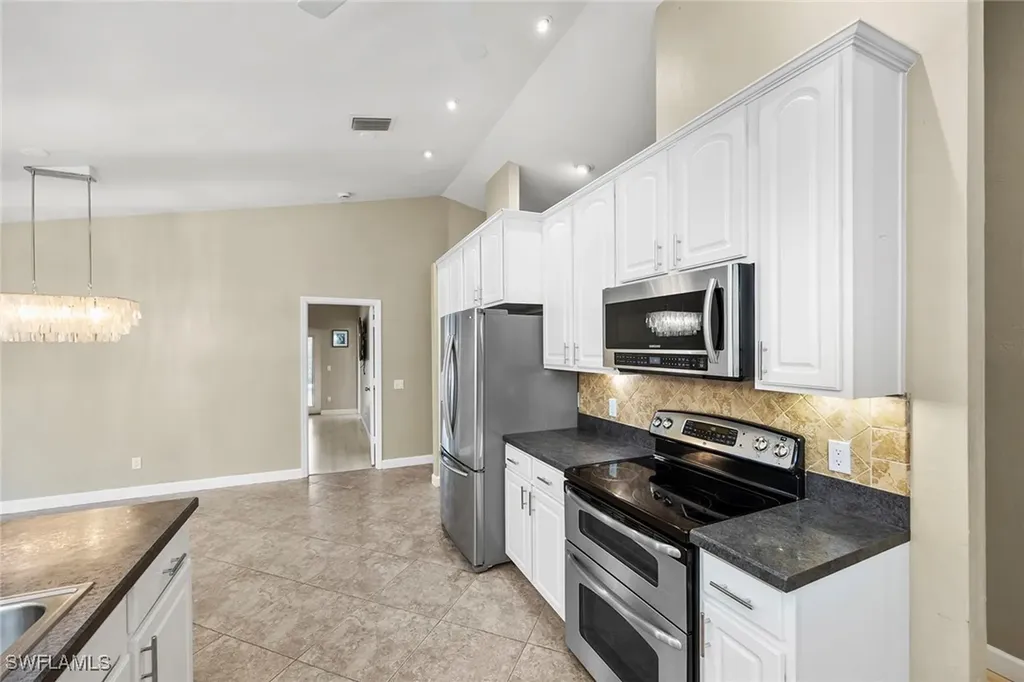 816 102nd Avenue N Naples FL 34108