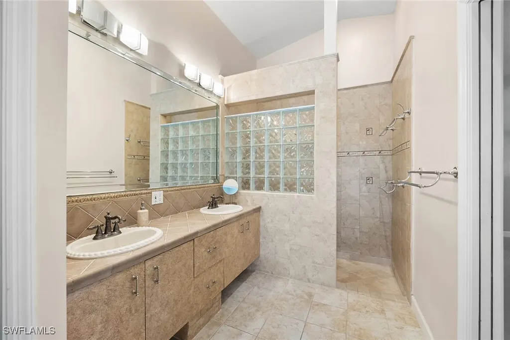 816 102nd Avenue N Naples FL 34108