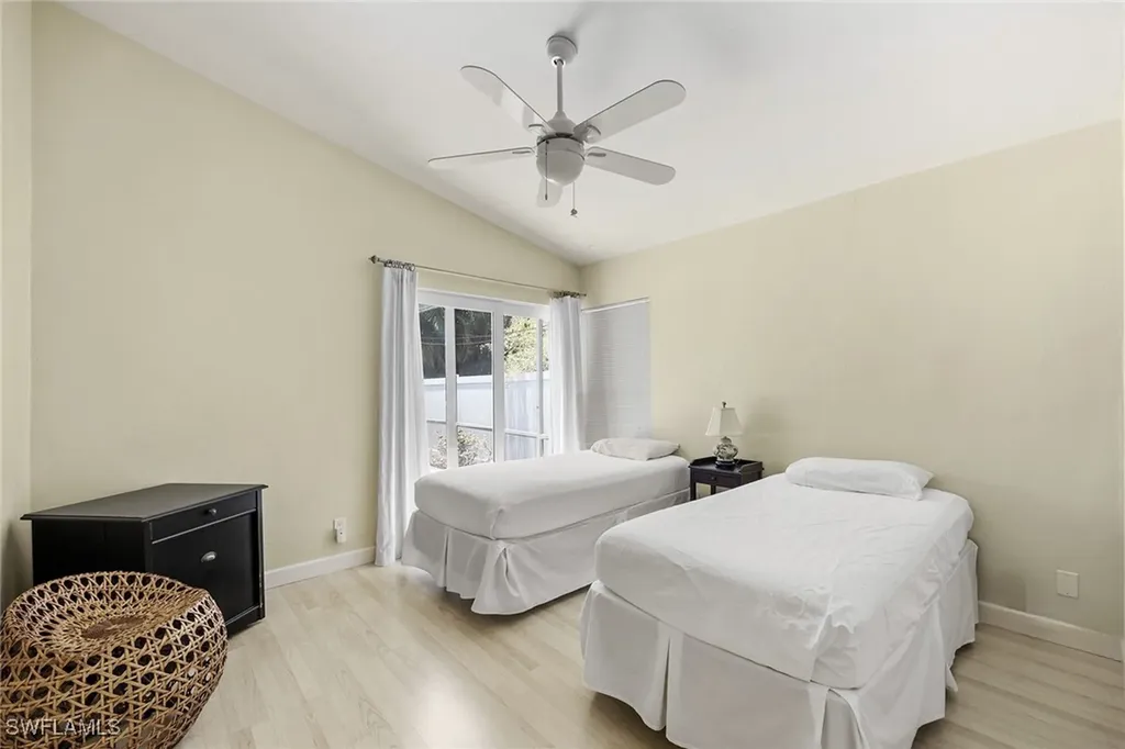 816 102nd Avenue N Naples FL 34108