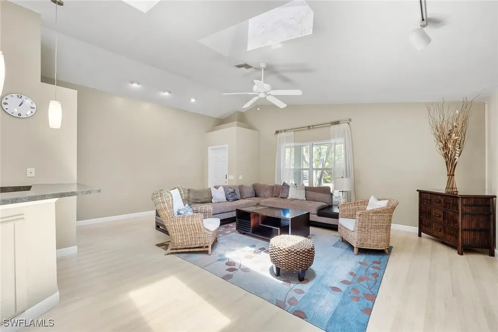 816 102nd Avenue N Naples FL 34108