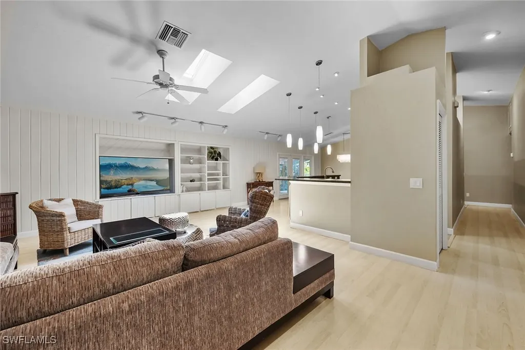816 102nd Avenue N Naples FL 34108