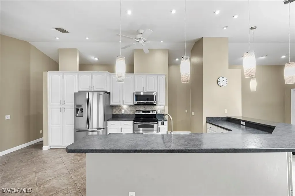 816 102nd Avenue N Naples FL 34108