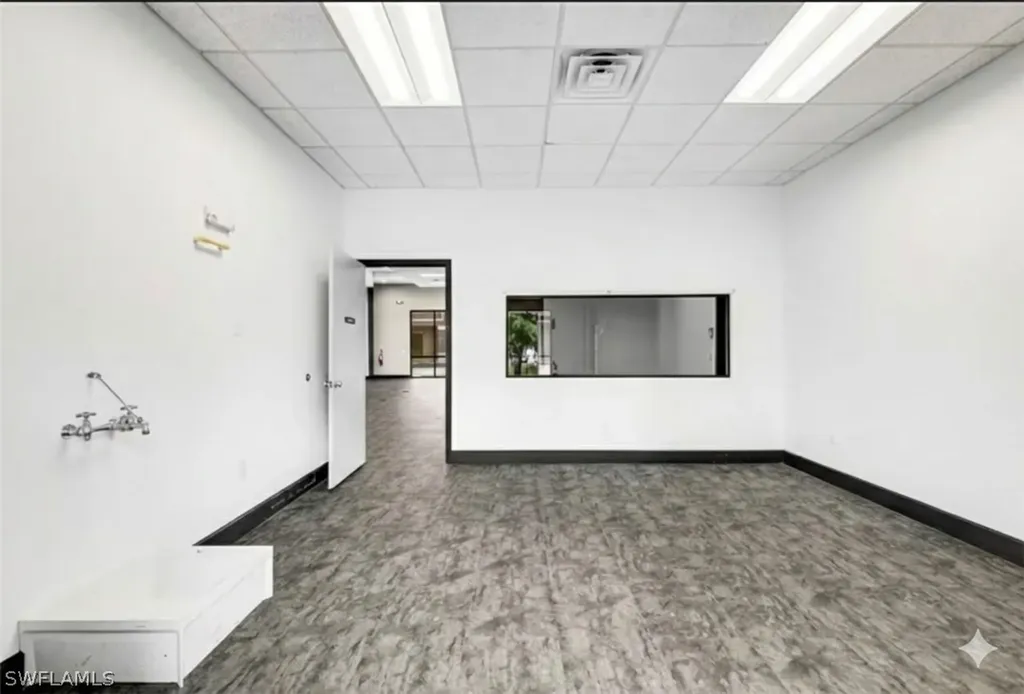 8991 Daniels Center Drive Fort Myers FL 33912