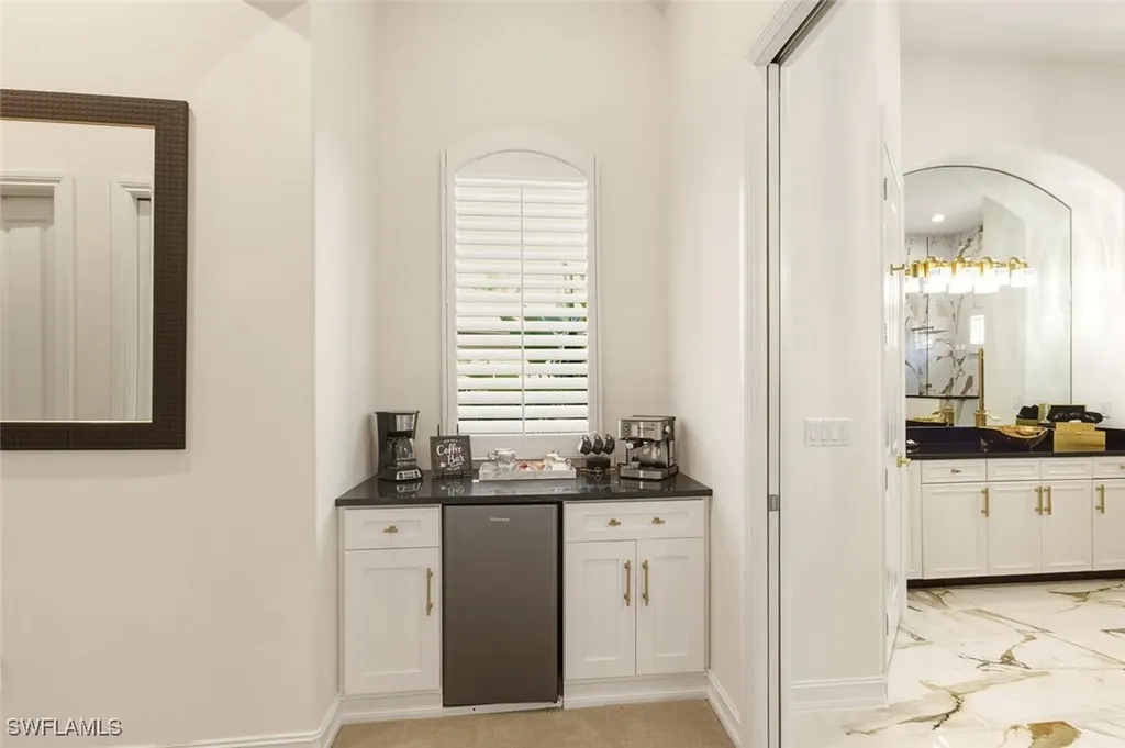 8977 Crooked Stick Court Naples FL 34113