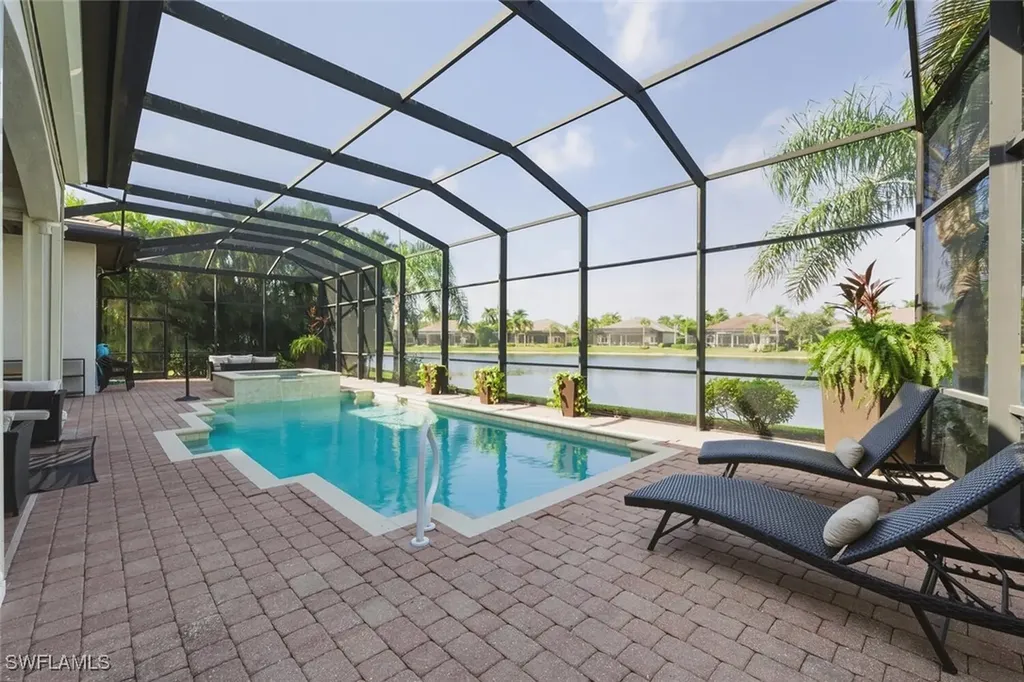 8977 Crooked Stick Court Naples FL 34113