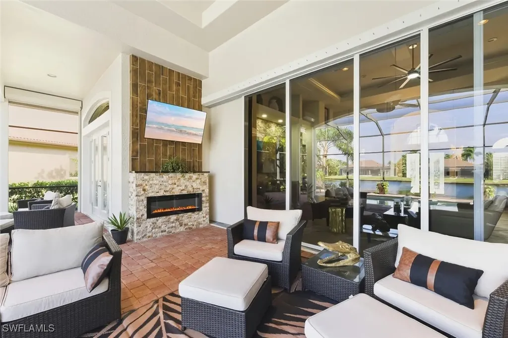 8977 Crooked Stick Court Naples FL 34113