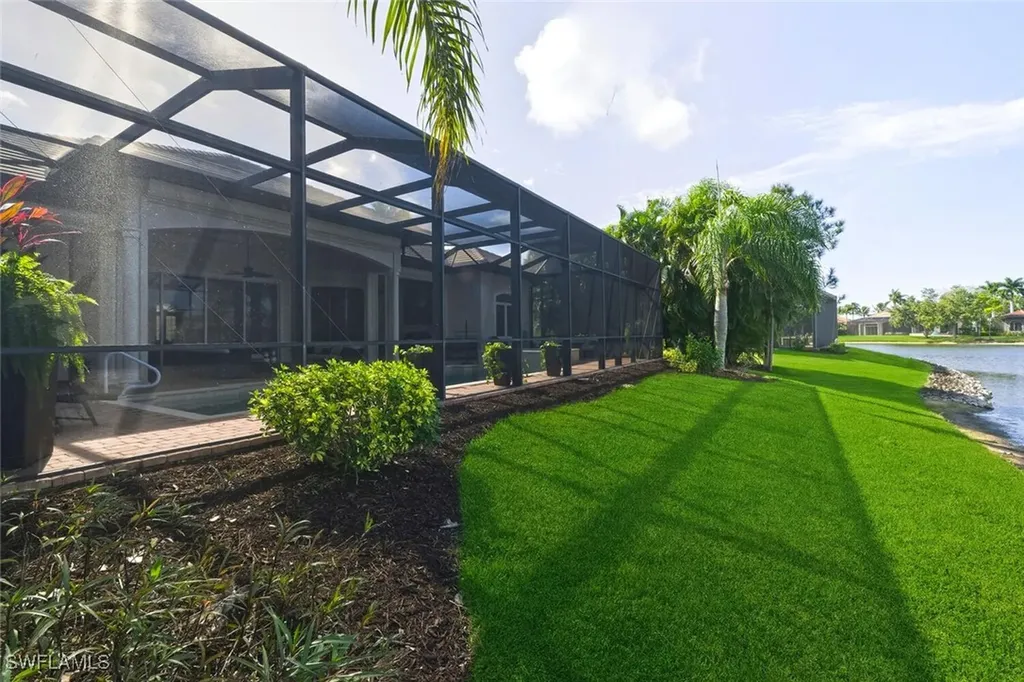 8977 Crooked Stick Court Naples FL 34113