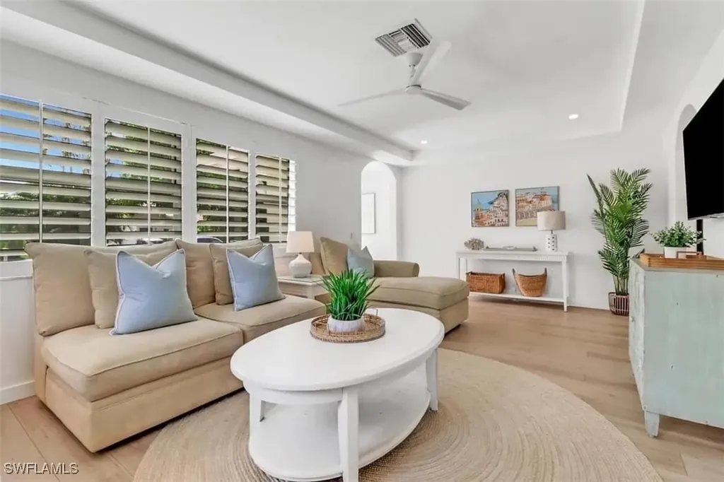 1097 Frank Whiteman Boulevard Naples FL 34103