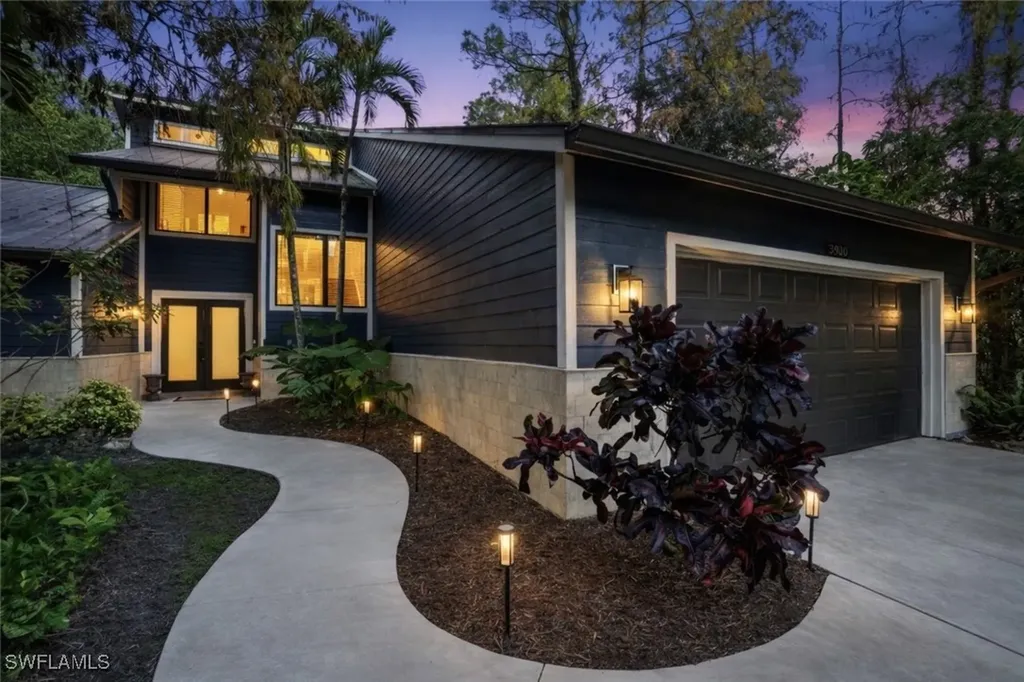 5900 Cypress Hollow Way Naples FL 34109