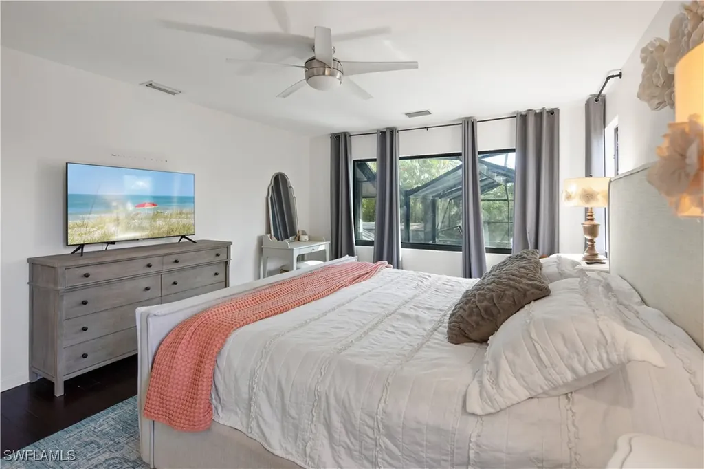 5900 Cypress Hollow Way Naples FL 34109