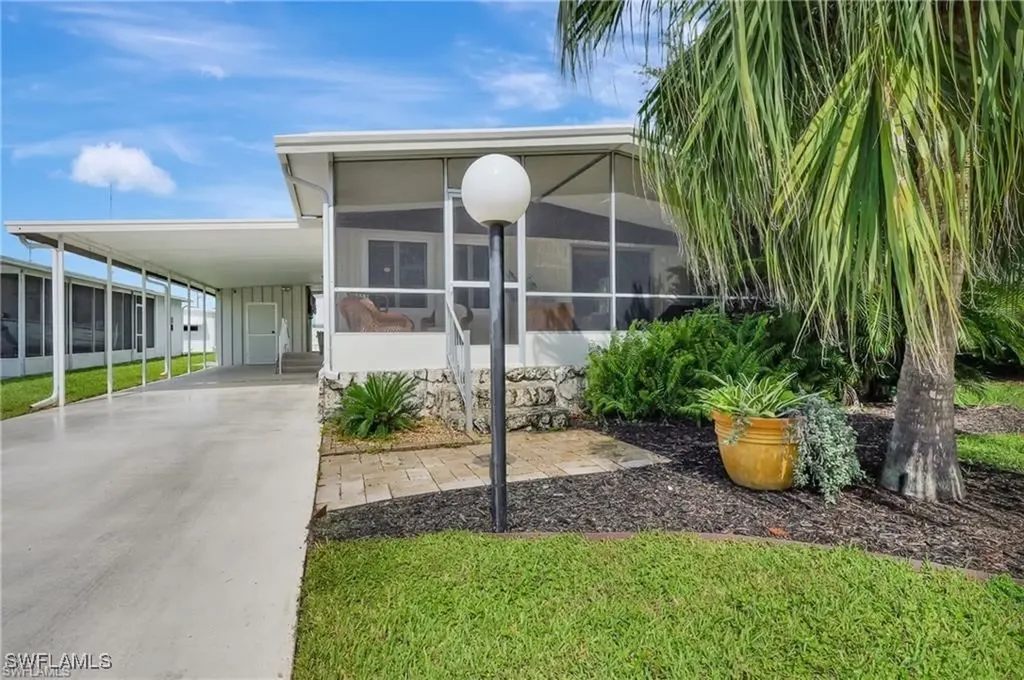 193 Carissa Lane Naples FL 34114