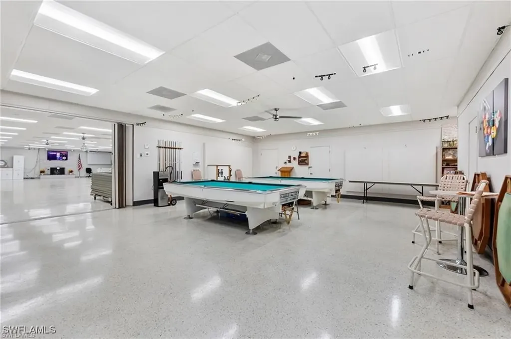 193 Carissa Lane Naples FL 34114