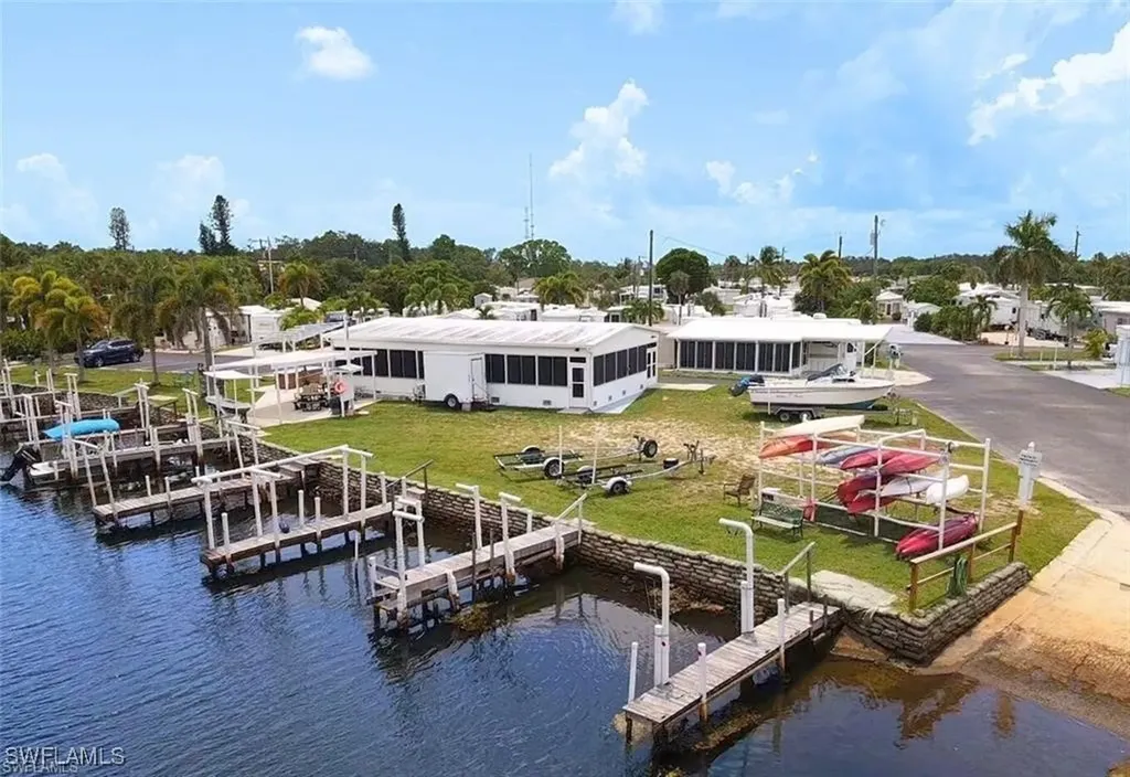 193 Carissa Lane Naples FL 34114