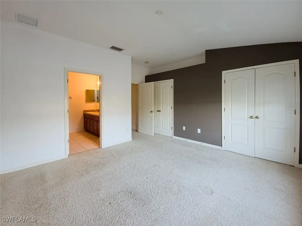 1044 Sleepy Oak Drive Zephyrhills FL 33543