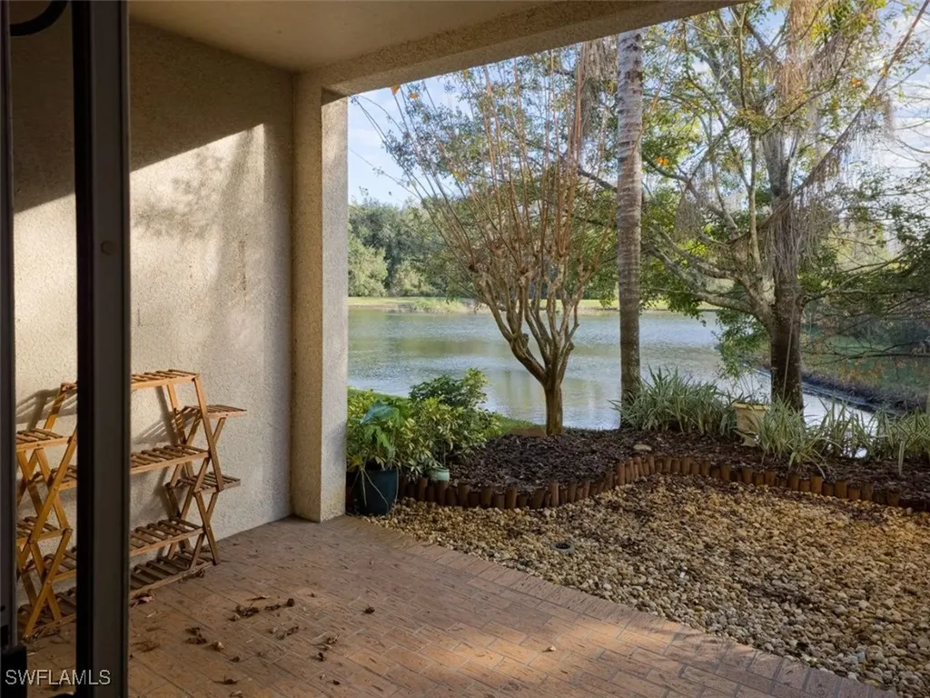 1044 Sleepy Oak Drive Zephyrhills FL 33543