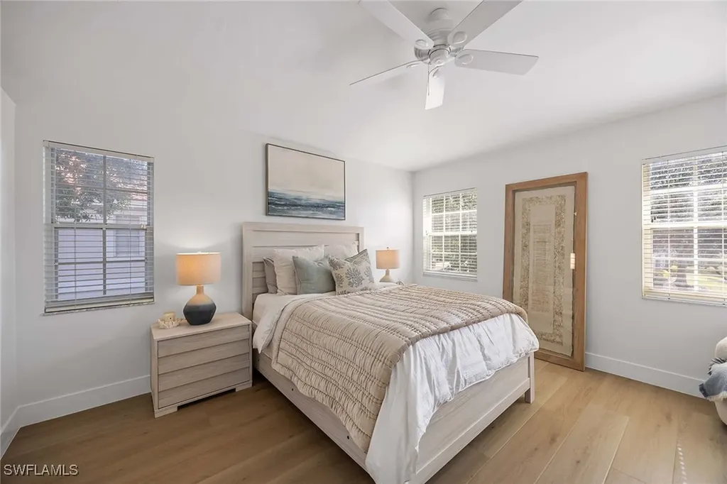 2450 Old Groves Road Naples FL 34109