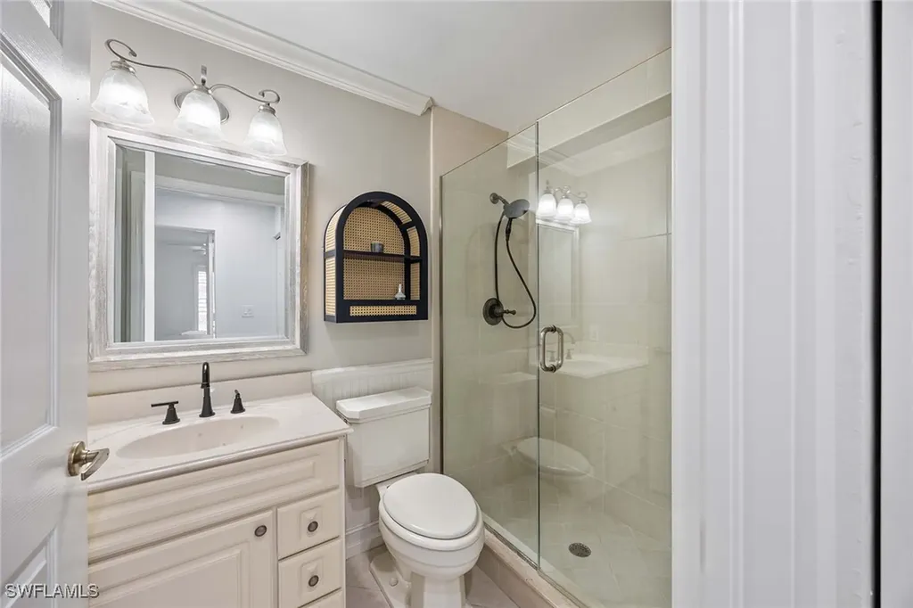 2450 Old Groves Road Naples FL 34109