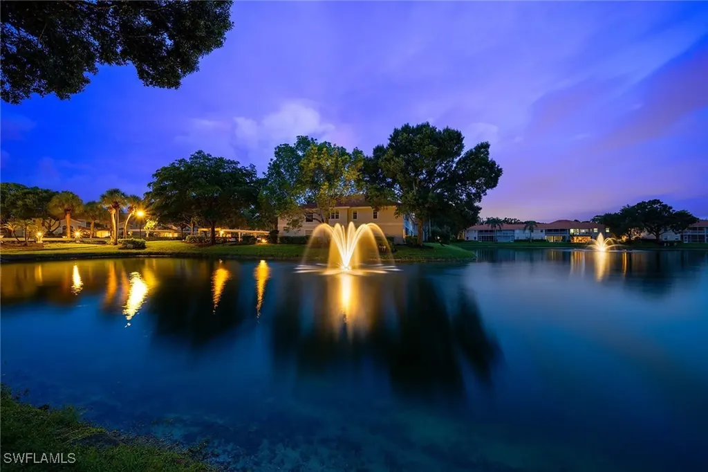 2450 Old Groves Road Naples FL 34109