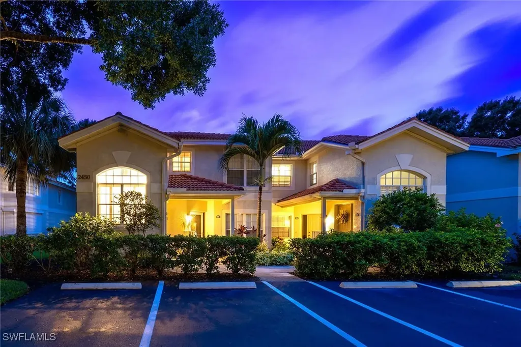 2450 Old Groves Road Naples FL 34109