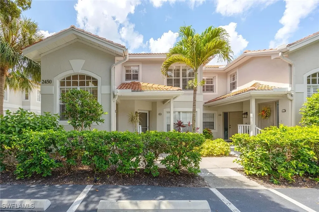 2450 Old Groves Road Naples FL 34109