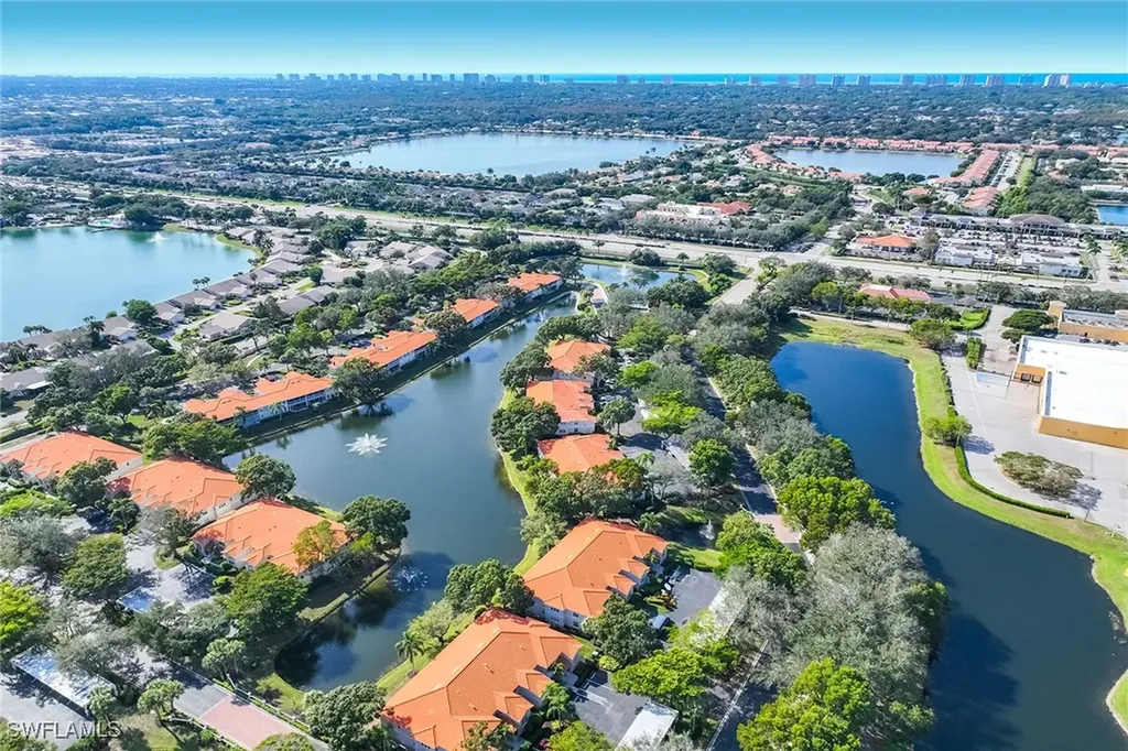 2450 Old Groves Road Naples FL 34109