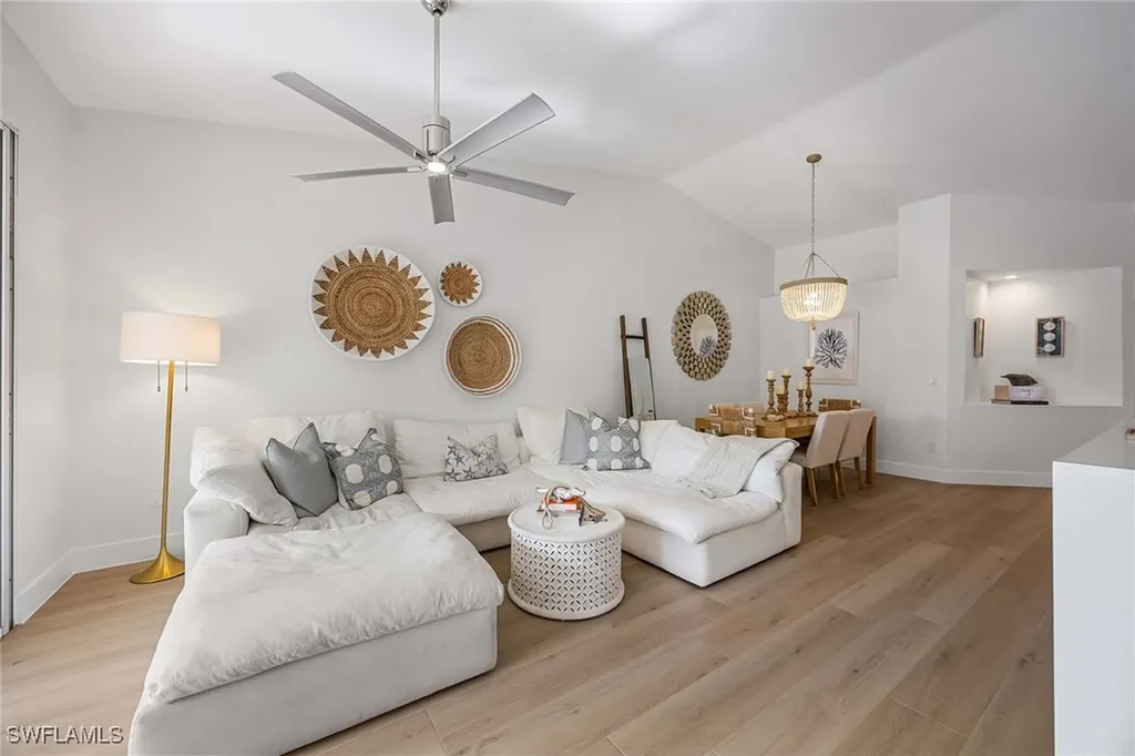 2450 Old Groves Road Naples FL 34109