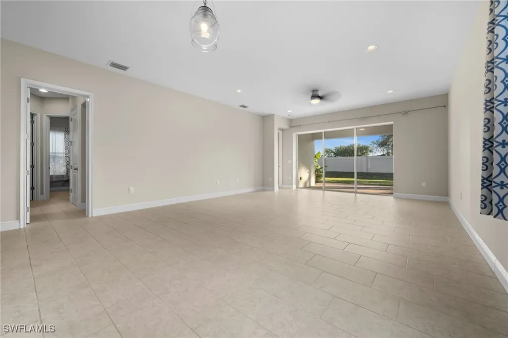 3292 Pilot Circle Naples FL 34120