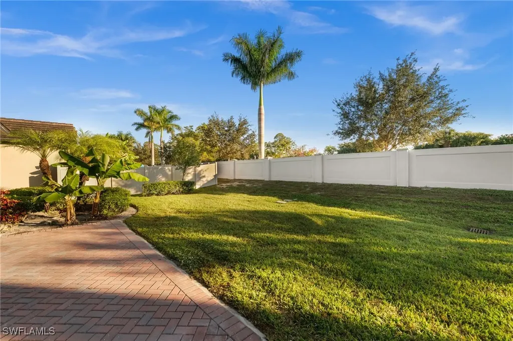 3292 Pilot Circle Naples FL 34120