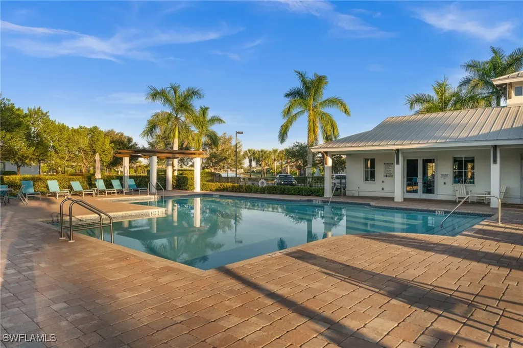 3292 Pilot Circle Naples FL 34120