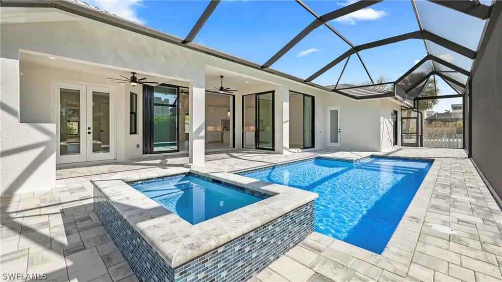 872 Swan Drive Marco Island FL 34145