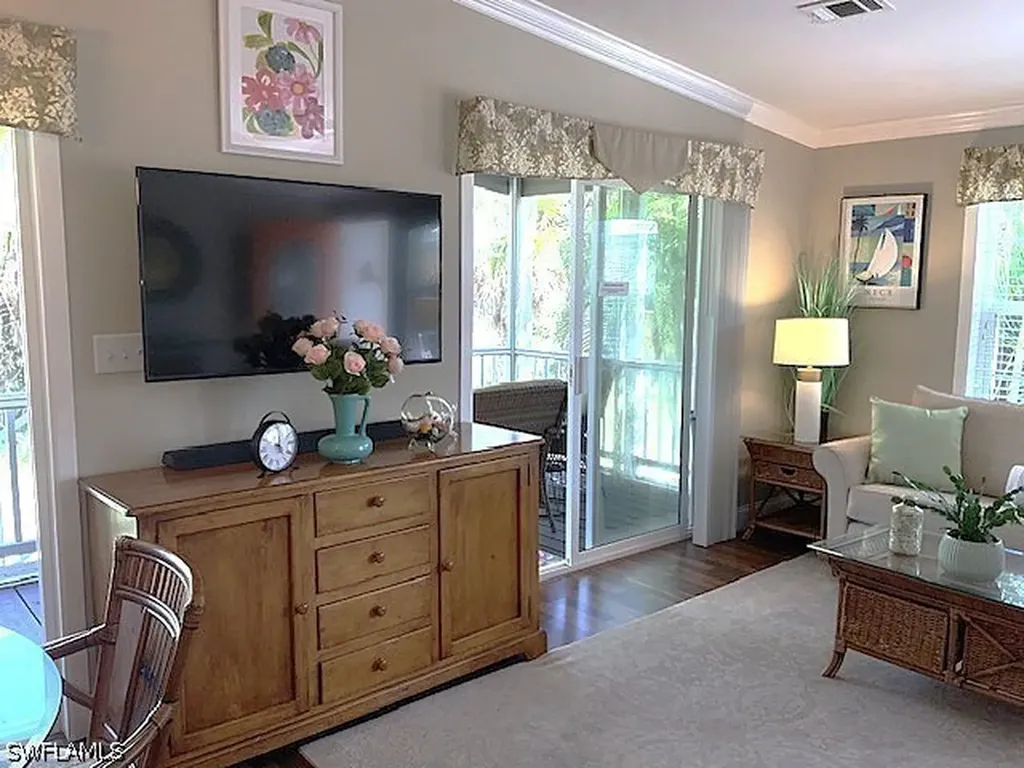 1284 Diamond Lake Circle Naples FL 34114