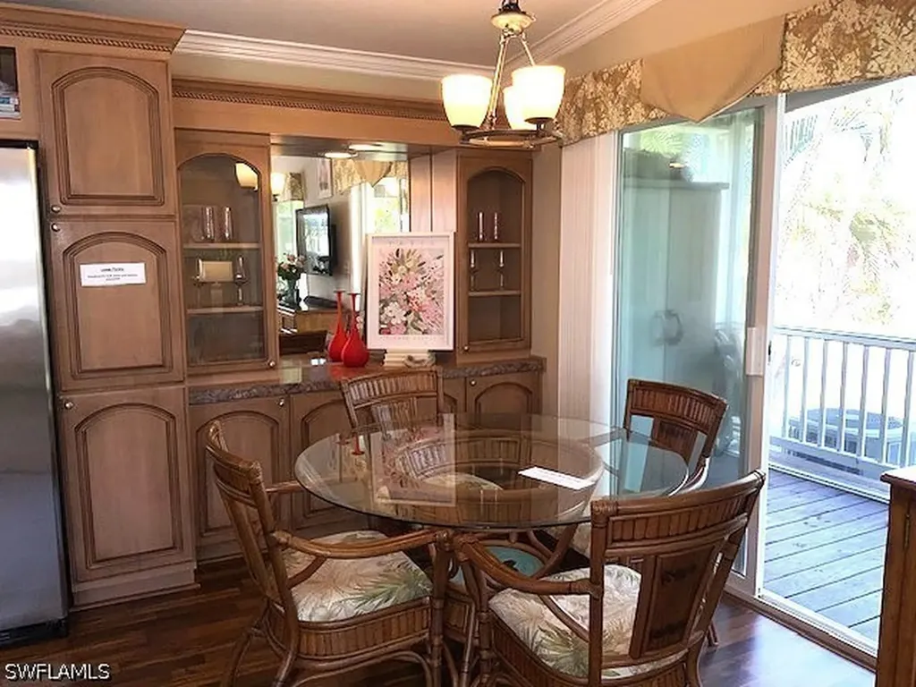 1284 Diamond Lake Circle Naples FL 34114