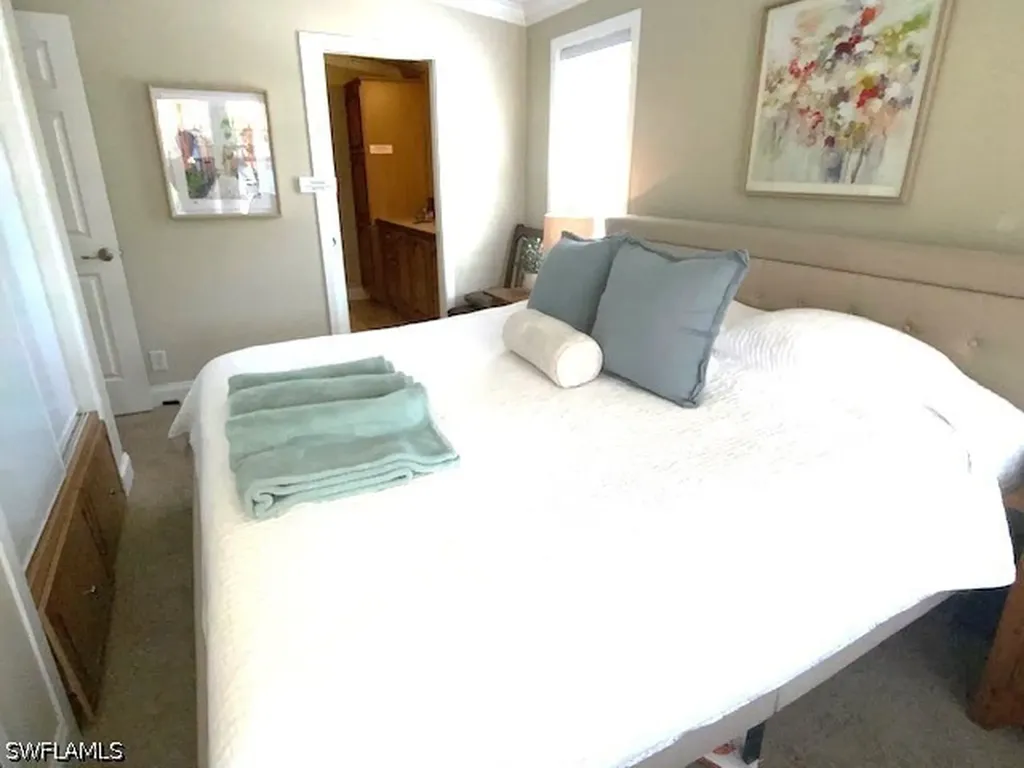 1284 Diamond Lake Circle Naples FL 34114