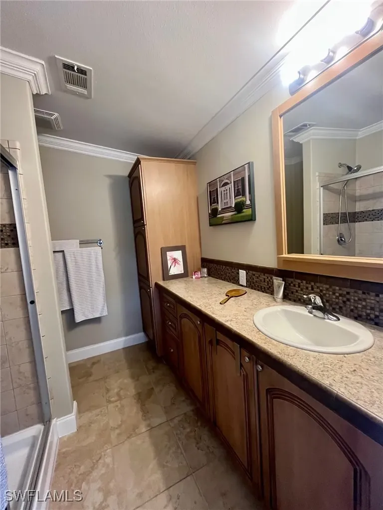 1284 Diamond Lake Circle Naples FL 34114