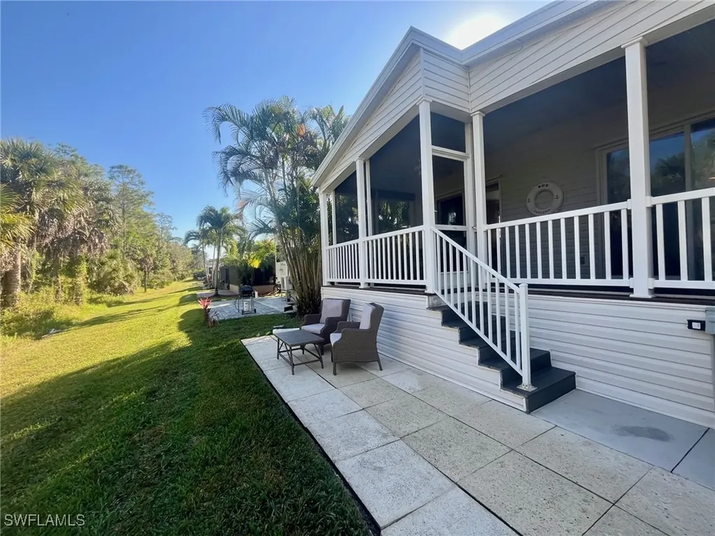 1284 Diamond Lake Circle Naples FL 34114