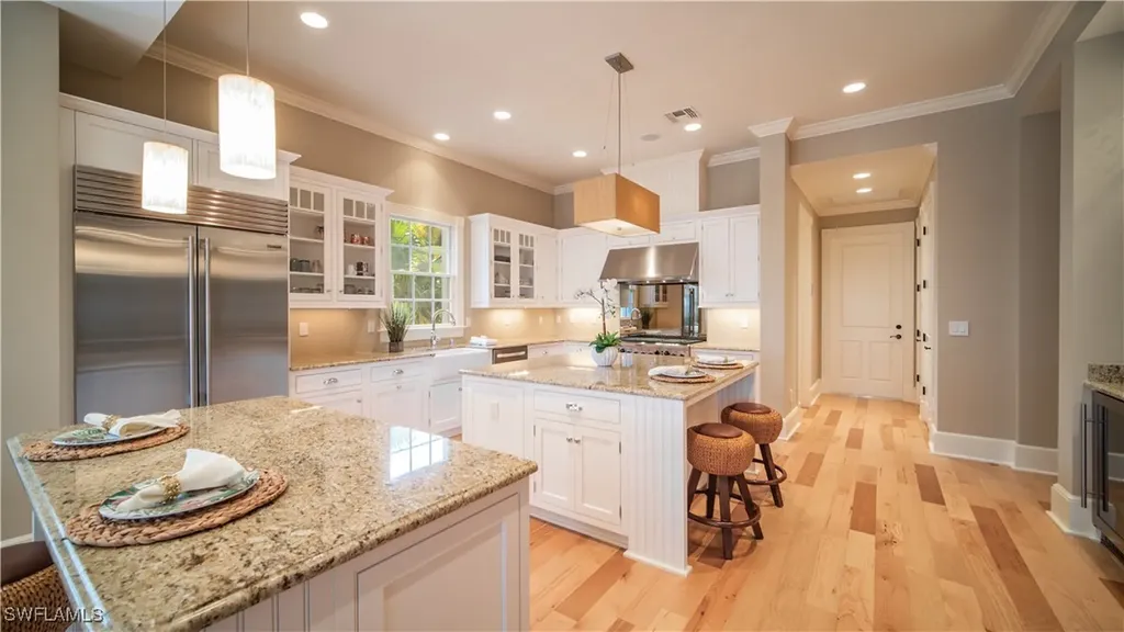 725 West Lake Drive Naples FL 34102