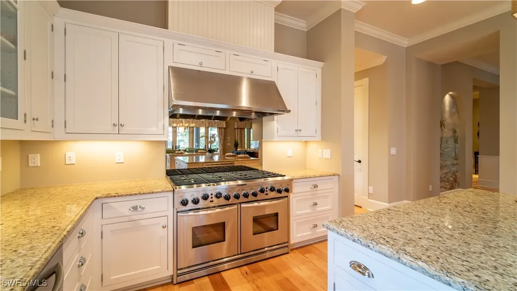 725 West Lake Drive Naples FL 34102