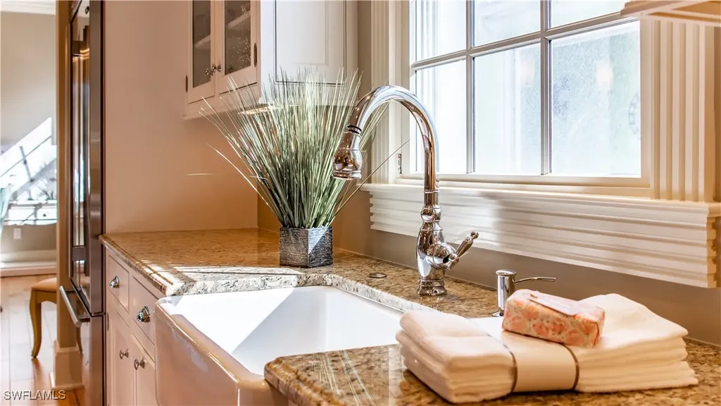725 West Lake Drive Naples FL 34102