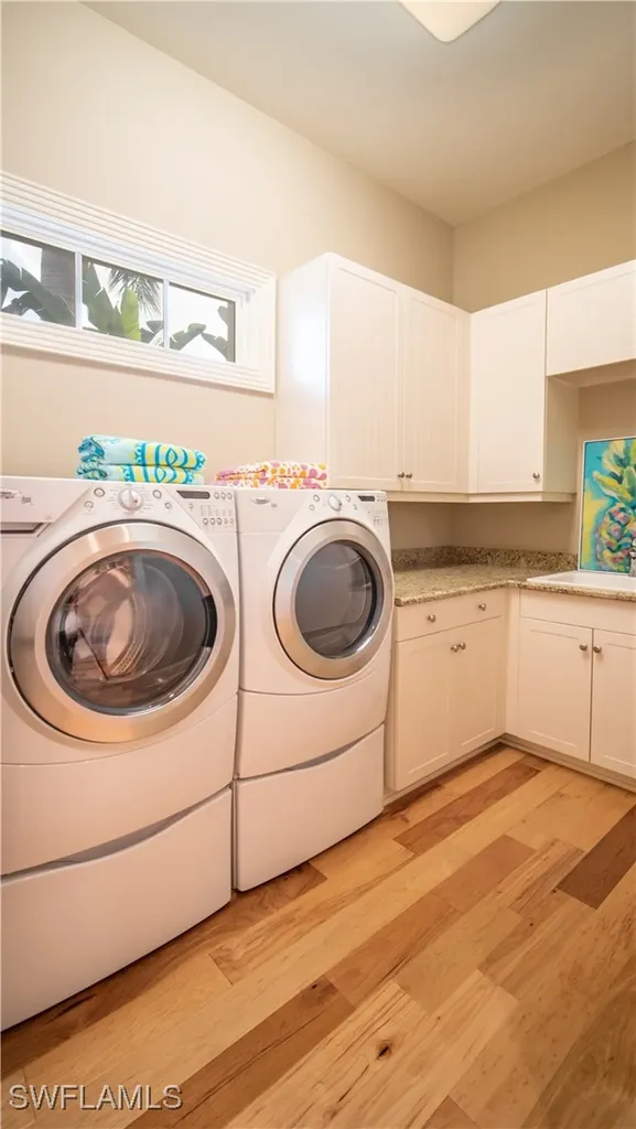 725 West Lake Drive Naples FL 34102