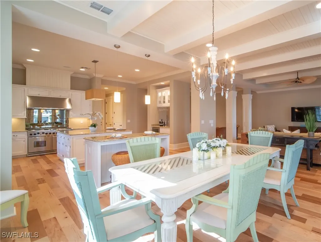725 West Lake Drive Naples FL 34102