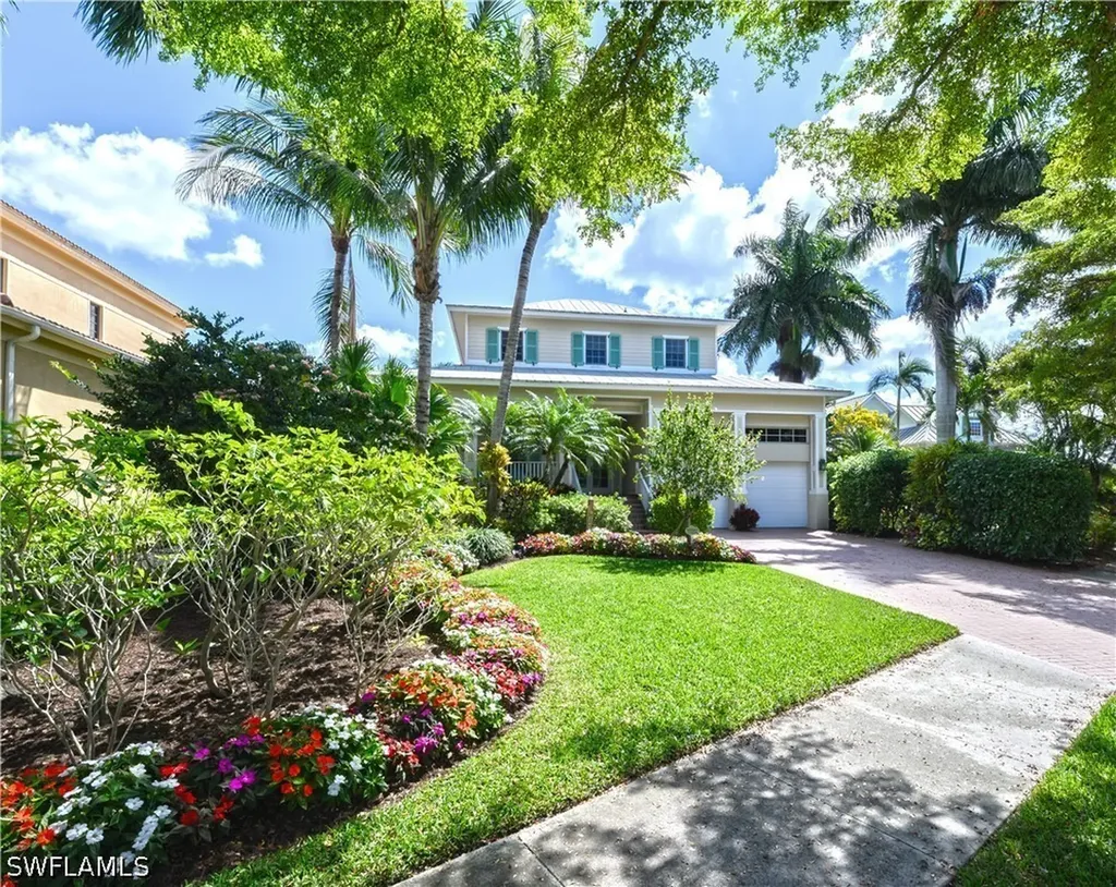 725 West Lake Drive Naples FL 34102