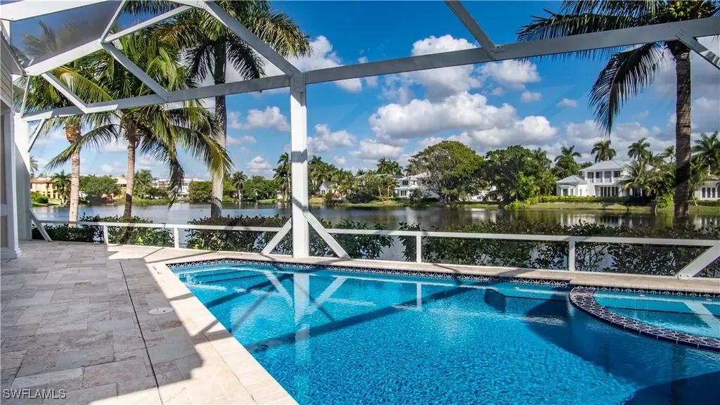 725 West Lake Drive Naples FL 34102
