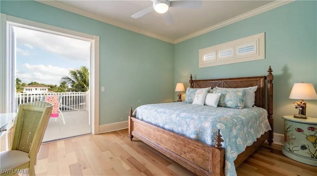 725 West Lake Drive Naples FL 34102