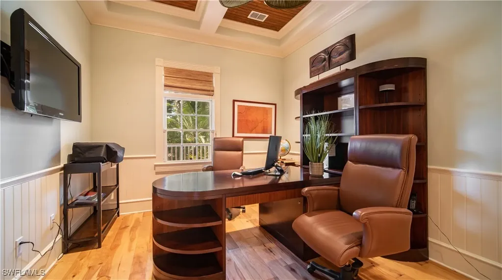 725 West Lake Drive Naples FL 34102
