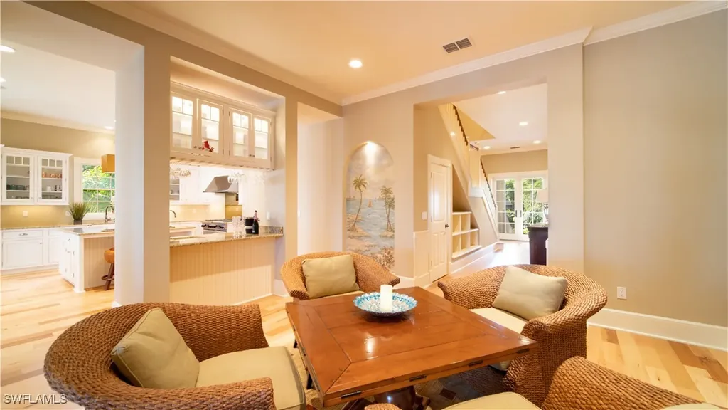 725 West Lake Drive Naples FL 34102