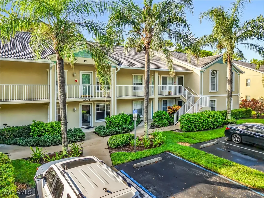 25735 Lake Amelia Way Bonita Springs FL 34135